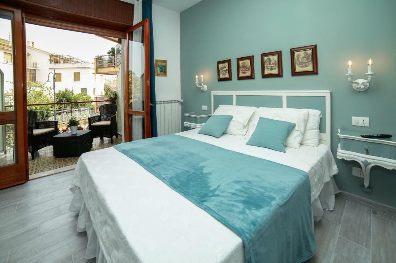 Casa Minna - De Vivo Realty サンタニェッロ エクステリア 写真